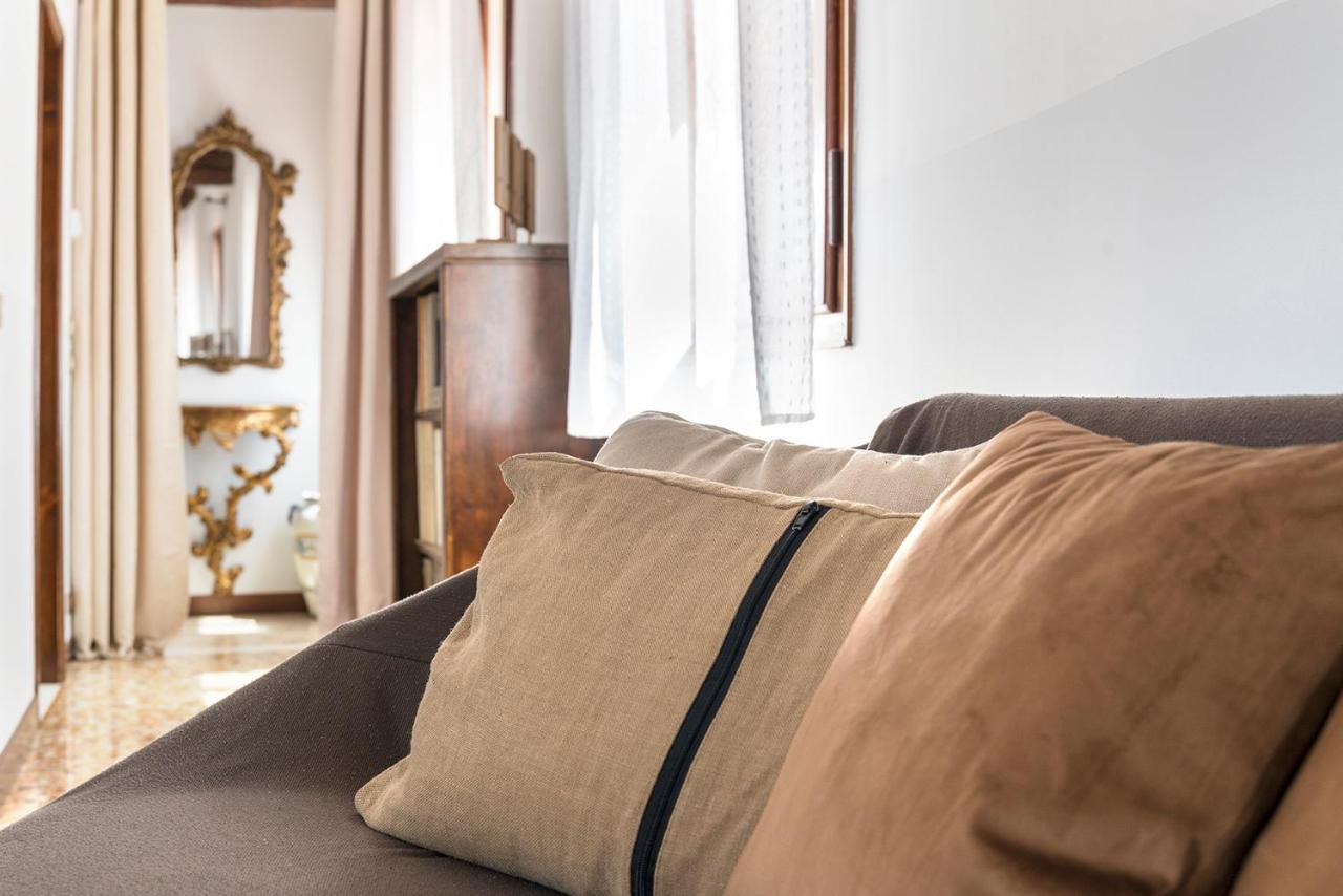 Colombina Like At Home 3 Bedrooms Fully Equipped Air Conditioned Venice Ngoại thất bức ảnh
