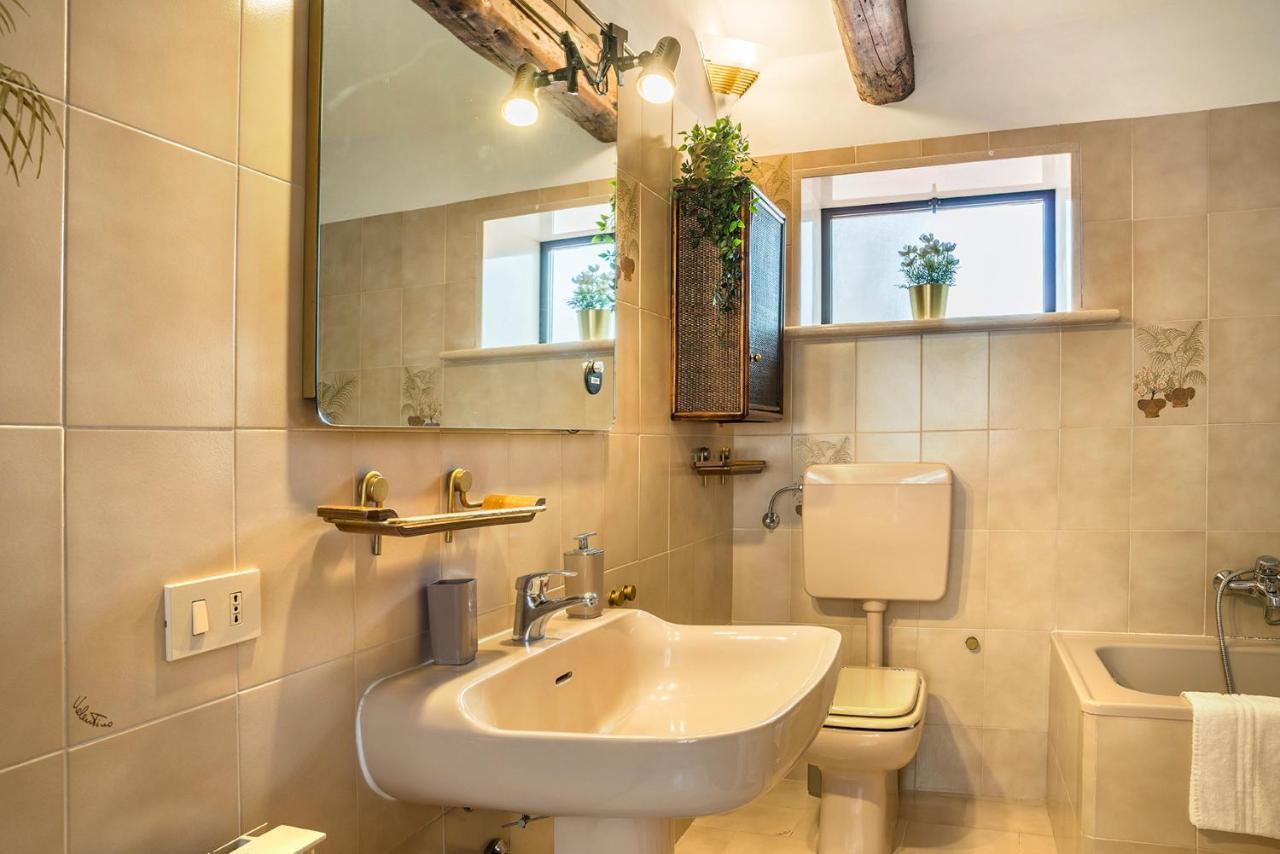 Colombina Like At Home 3 Bedrooms Fully Equipped Air Conditioned Venice Ngoại thất bức ảnh
